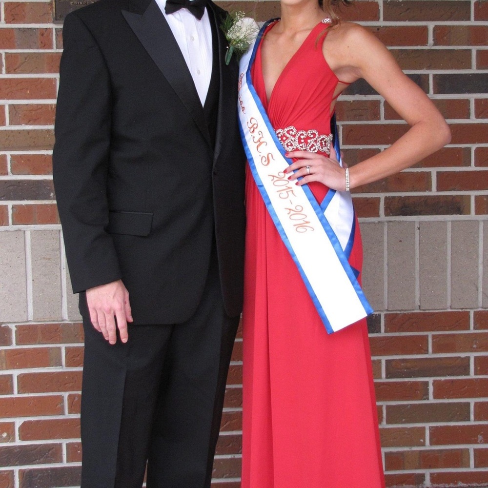 Red prom dress